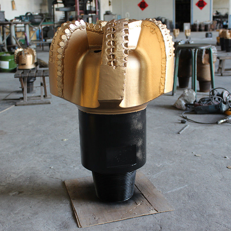 Polymer Degree PDC Rock Bit Carbide Steel Customize 5 1/2 - 17 2/1
