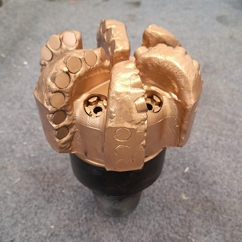 17 1/2 (444.5mm) Energy And Mining Water Well PDC Bits 4 Years Steel Body Gauge Structure