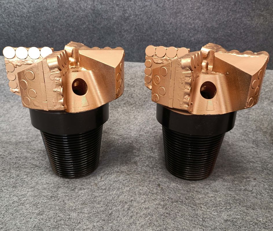 Wear Resistant Alloy Steel Round Drag Bits System for Medium Drilling Formation