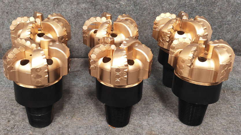 PPDC Drill Bit 102mm API 2 3/8 Reg Diamond Composite Three Wing Arc Angle Drill Bit Non Core Drilling