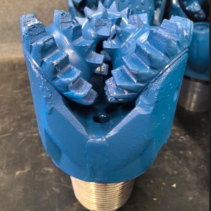 Rubber Sealed Milled Tooth Rock Roller Bit Steel Tooth Tricone Drill Bit For Well Drilling