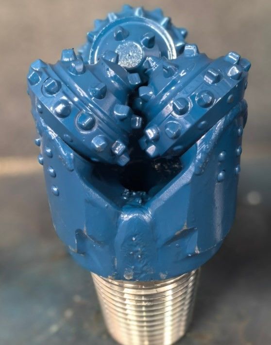 IADC537 Geothermal Borehole Well Drilling TCI Tricone Rock Bits Tricone Mining Button Bit