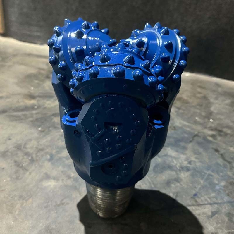 5 1/2 Inch IADC 537 Carbide Rotary Rock Drill Bits Tricone Bit For Water/Oil/Gas Well Drilling Forged Drilling Tool